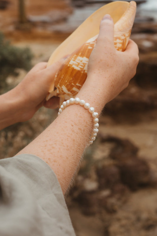 Ocean’s Pearl Bracelet – Classic Curve - Kamala Designs